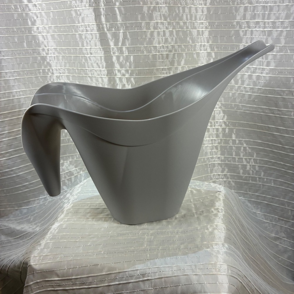 Room Essentials Gray 1/2 Gal Watering Can Modern Indoor Outdoor Gardening